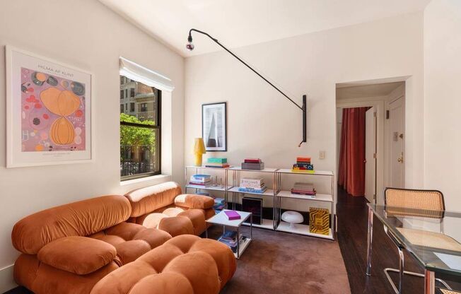 615 W 113 ST