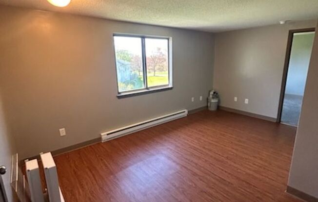 1 bed, 1 bath, 450 sqft, $750, Unit 5724-05