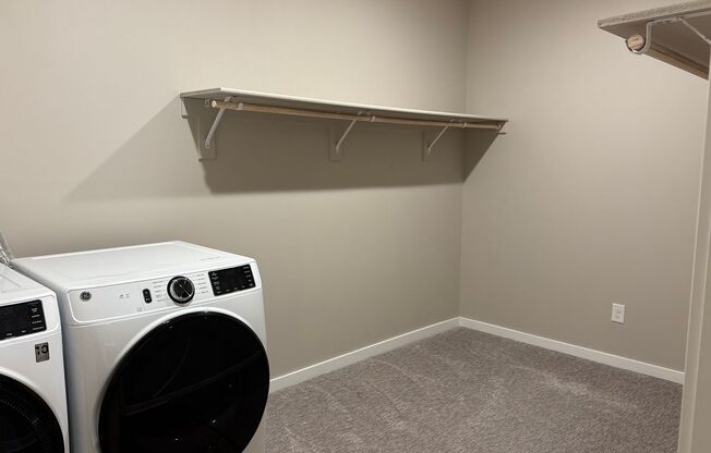 1 bed, 1 bath, 1,105 sqft, $1,649, Unit 217