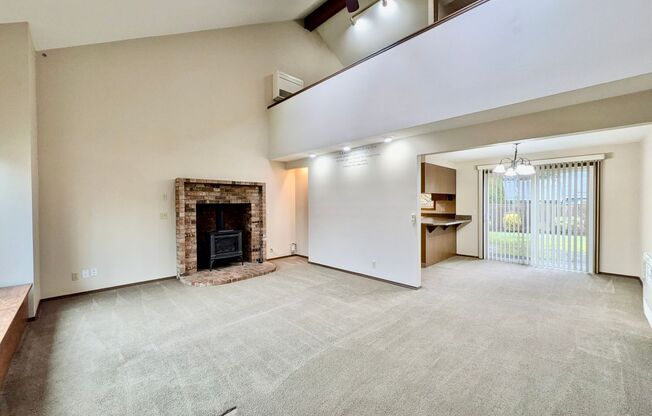 Discover This Charming Home in Wilsonville.