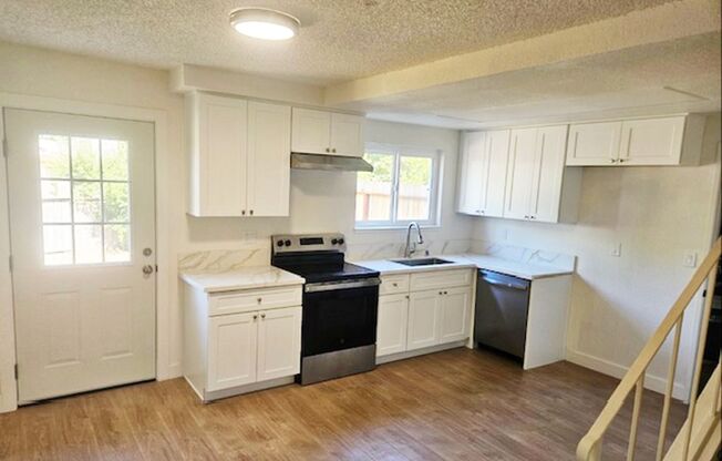7334-7336 Gigi Place