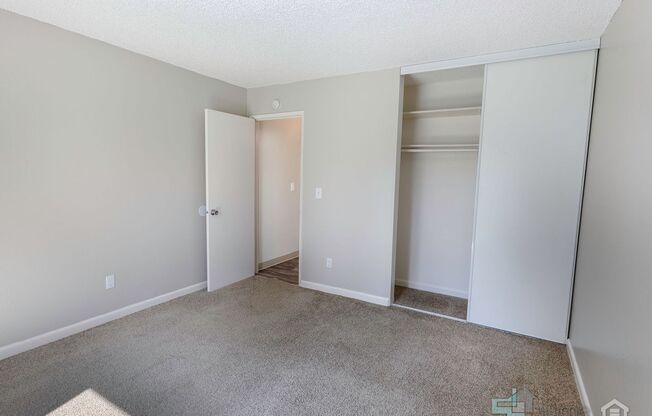 2 beds, 1 bath, 900 sqft, $1,375, Unit Unit 23