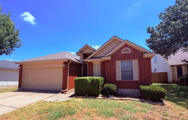 4 BEDROOM HOME - SPACIOUS INTERIOR - LARGE YARD
