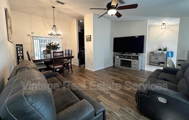 1520 COASTAL PL
