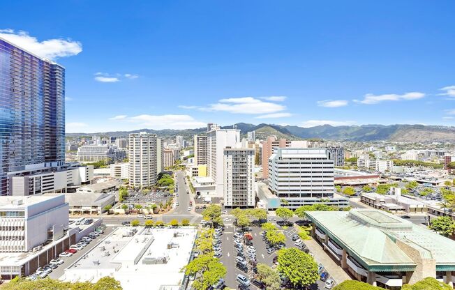 1 bed, 1 bath, 881 sqft, $4,800, Unit 1514