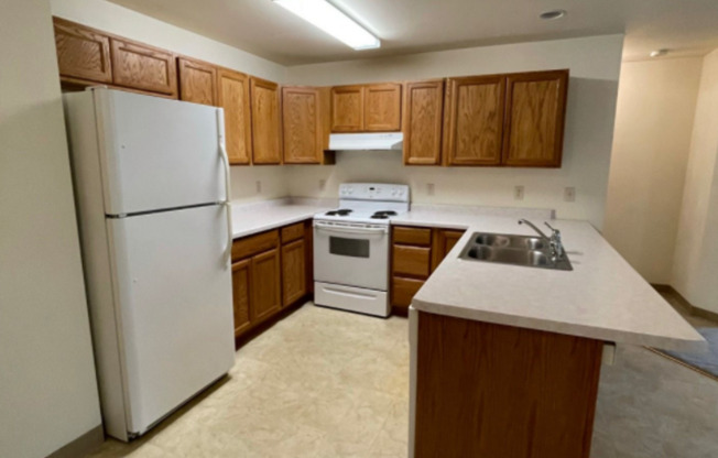 3 beds, 2 baths, 1,200 sqft, $1,400, Unit TE218X-241