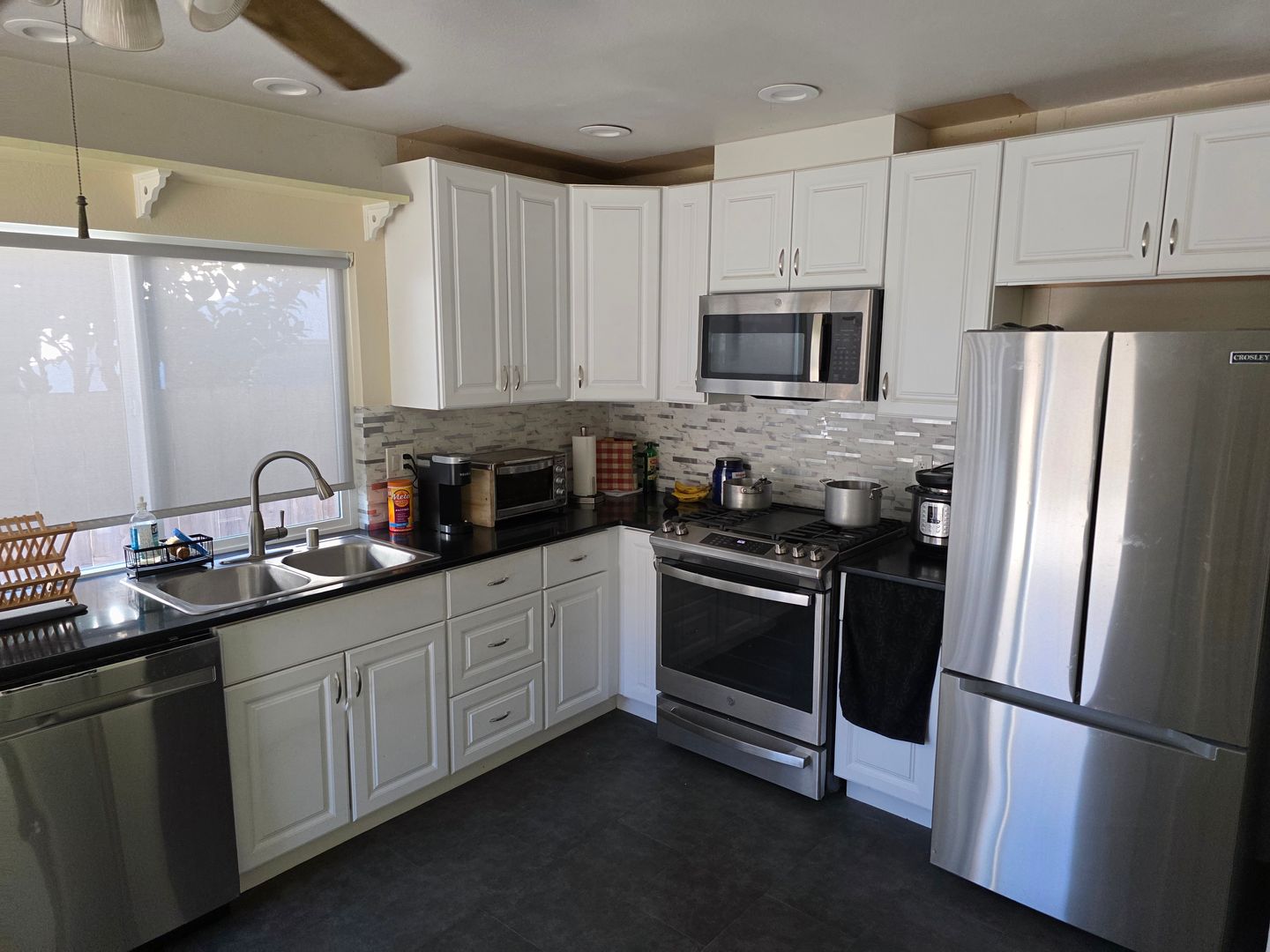 Quiet 3 bedroom 2 bath home in Poway in cul-de-sac in Poway school district