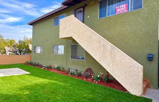 3 beds, 2 baths, 1,100 sqft, $3,295, Unit 25532 1/4