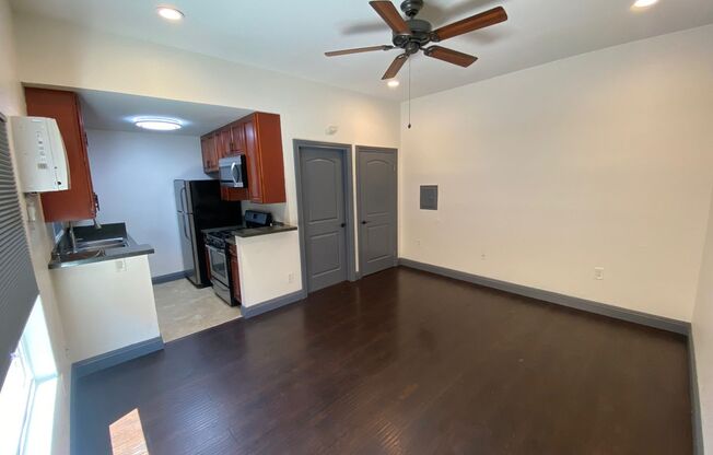 Studio, 1 bath, 500 sqft, $1,495