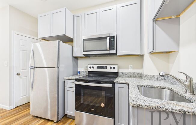 3 Bedrooms 2 Full bath Home - Harrisburg Pa