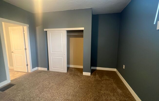 3 beds, 3 baths, $2,998