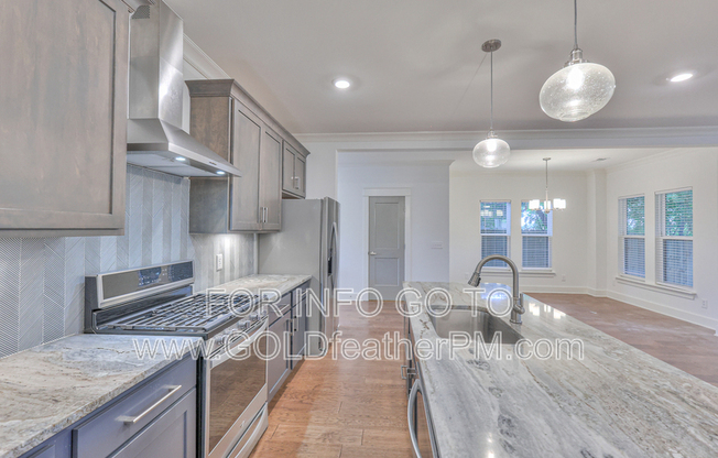 253 B RIVERSIDE DR
