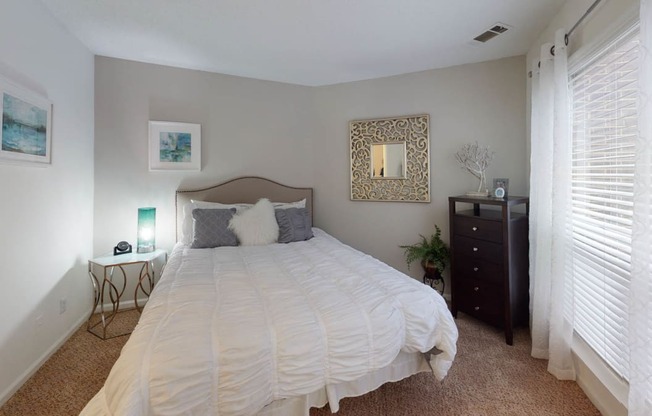 Bedroom at University Ridge Apartments, North Carolina, 27707