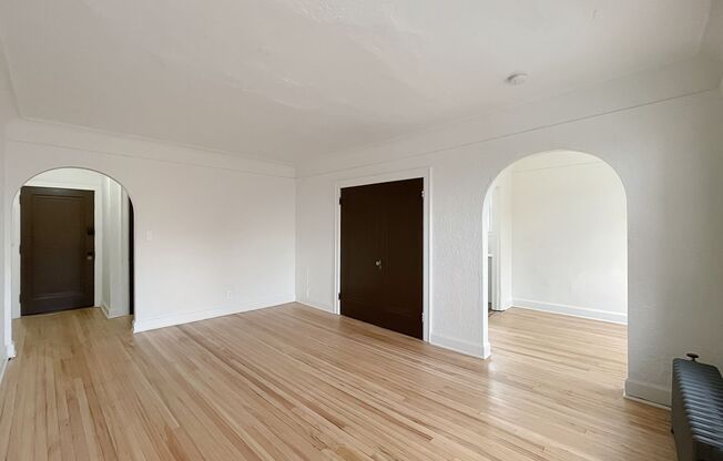 1 bed, 1 bath, 600 sqft, $1,038, Unit 403