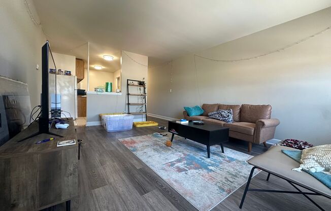1 bed, 1 bath, $1,195, Unit 309