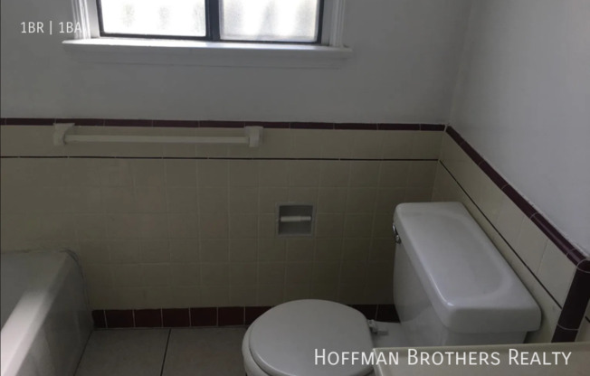 1 bed, 1 bath, $2,595