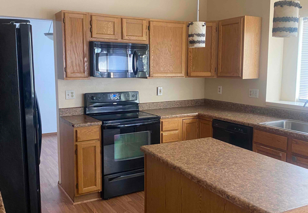 1335 CHESHAM CIR