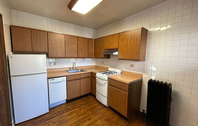 1 bed, 1 bath, 450 sqft, $1,965, Unit 520-H1