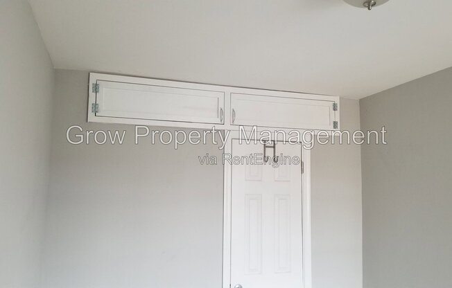 2 beds, 1.5 baths, 1,096 sqft, $1,737