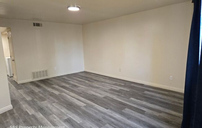 2 beds, 1.5 baths, $1,695, Unit #2