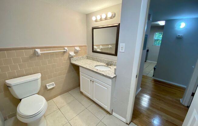 1 bed, 1 bath, 700 sqft, $1,799, Unit 117