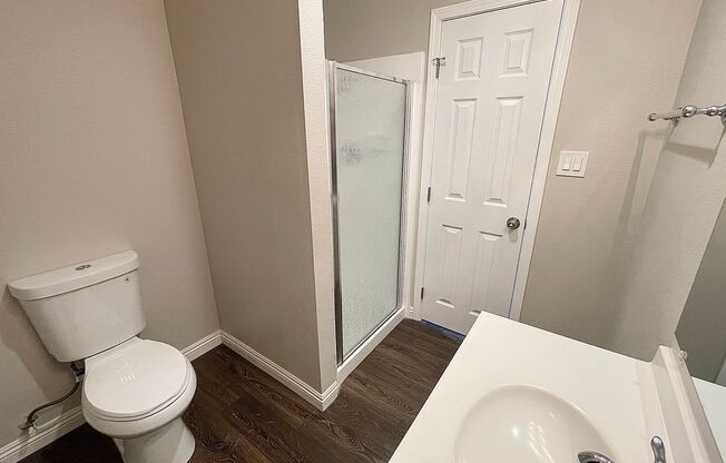 2 beds, 2 baths, 1,036 sqft, $2,300, Unit 4205 G