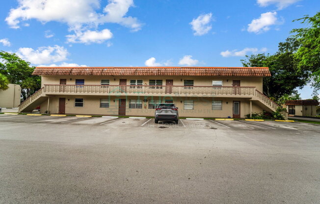 2 beds, 1.5 baths, $2,100, Unit 3f