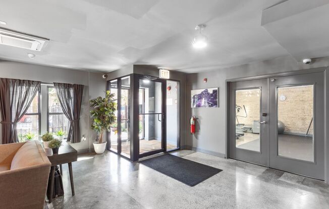 Studio, 1 bath, 225 sqft, $1,395, Unit 408