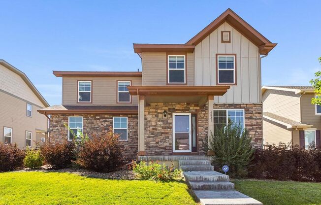 Beautiful 4 Bed 2.5 Bath Home in Green Valley Ranch!