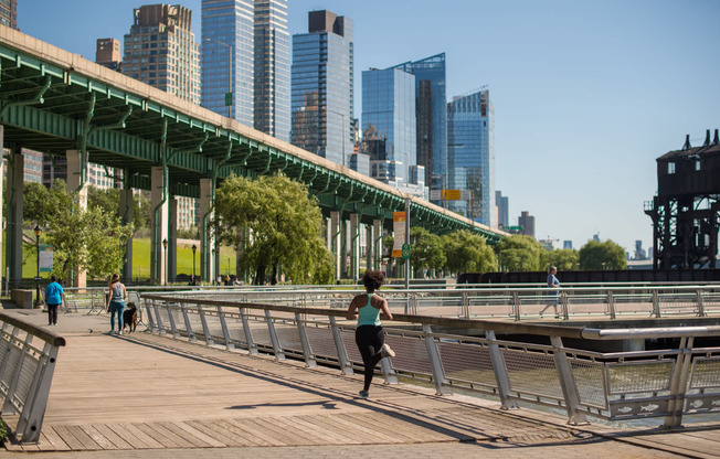 Go for a jog along the Hudson River trails