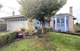 1943 SE 73rd Avenue ~ MOVE IN SPECIAL! 1st Month's Rent FREE! Spacious Reedville Home