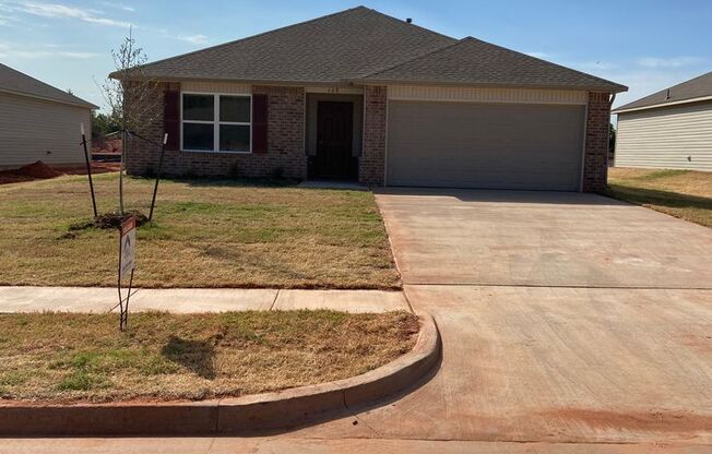 *Pre-leasing* Three Bedroom | Two Bathroom Home in Mustang Farms