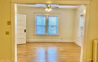 Studio, 1 bath, 650 sqft, $935, Unit 909-04