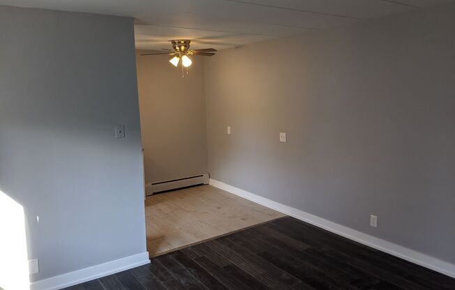 2 beds, 1 bath, 650 sqft, $995