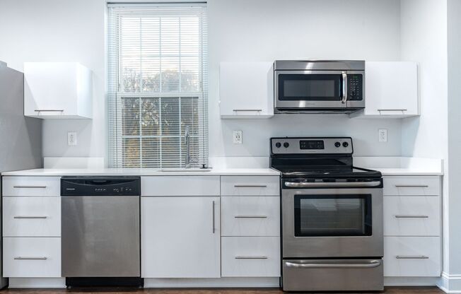 1 bed, 1 bath, 660 sqft, $1,688, Unit 301