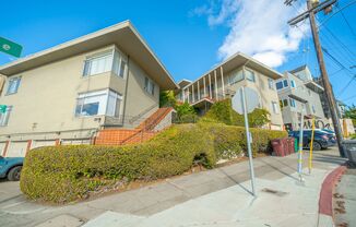 2275 Park Blvd