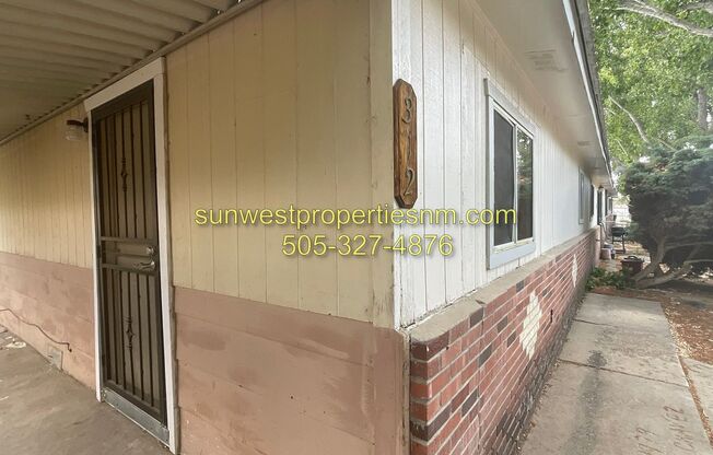 2 Bedroom, 1 Bath Duplex