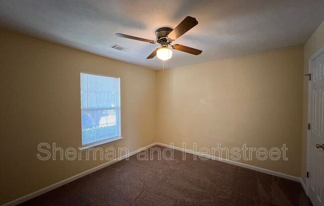 219 SASSAFRASS LN