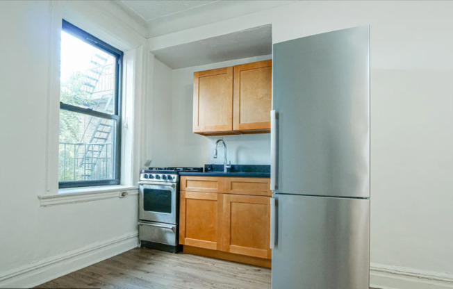 299 ADELPHI ST