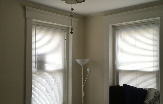 East Rock 1BR Close to Yale SOM