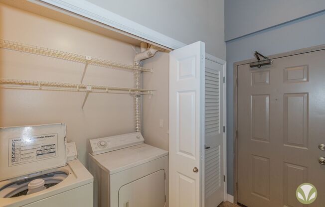 1 bed, 1 bath, 876 sqft, $1,195, Unit S-113