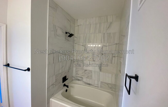 3 beds, 2 baths, 1,355 sqft, $2,000, Unit Apartment 1627