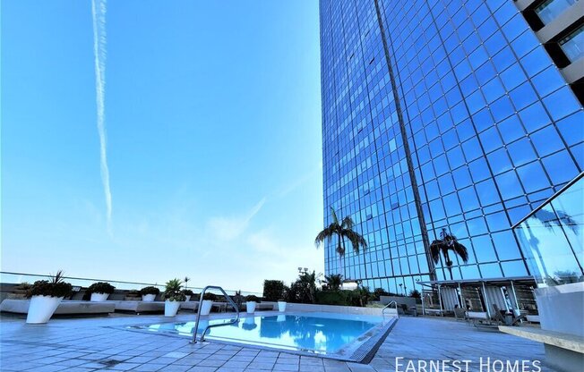 1100 Wilshire Blvd