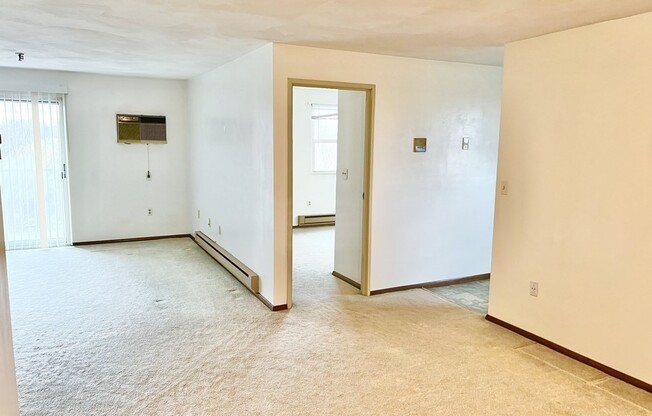 1 bed, 1 bath, 765 sqft, $2,050, Unit 707