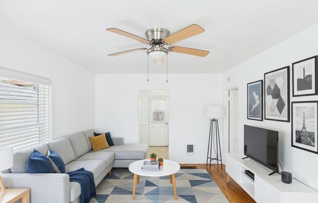 Coastal Living in the Heart of Coronado-1/2 Mile from the Beach