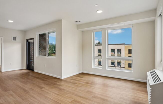 2 beds, 2 baths, 938 sqft, $2,325, Unit 202