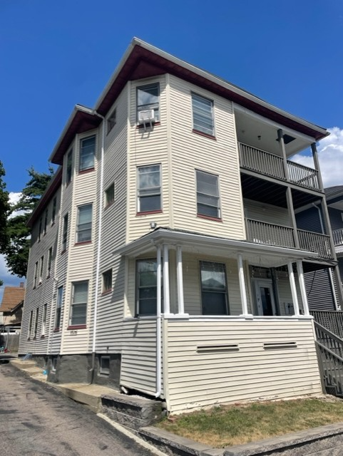 7 WYMAN ST