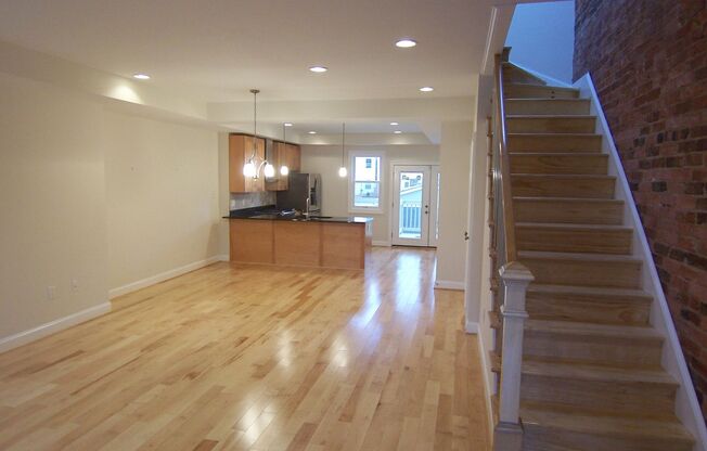 Large 3BR/2.5BA with yard and parking H Street NE, NOMA, Gallaudet University