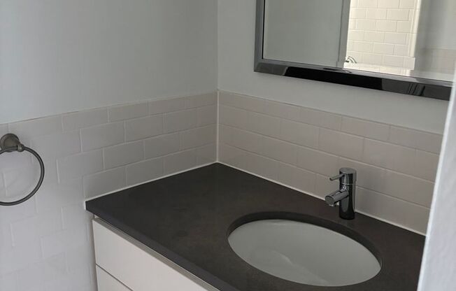 2 beds, 2 baths, 690 sqft, $2,750, Unit 109 Summer #316