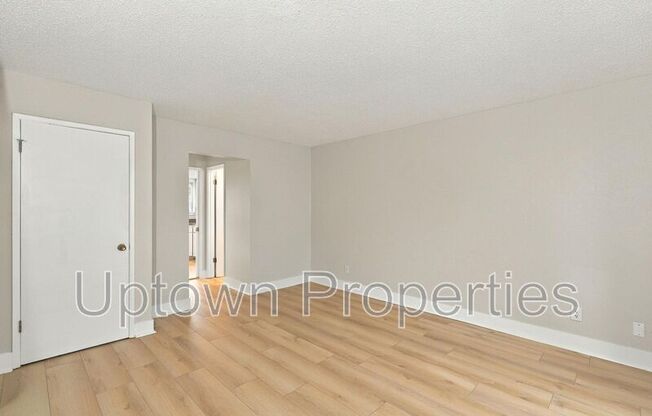 6515 KANSAS ST